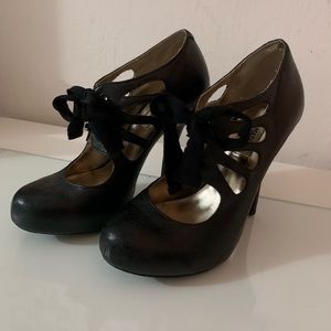 Steve Madden P-Missy Ribbon Tie Platforms/Booties